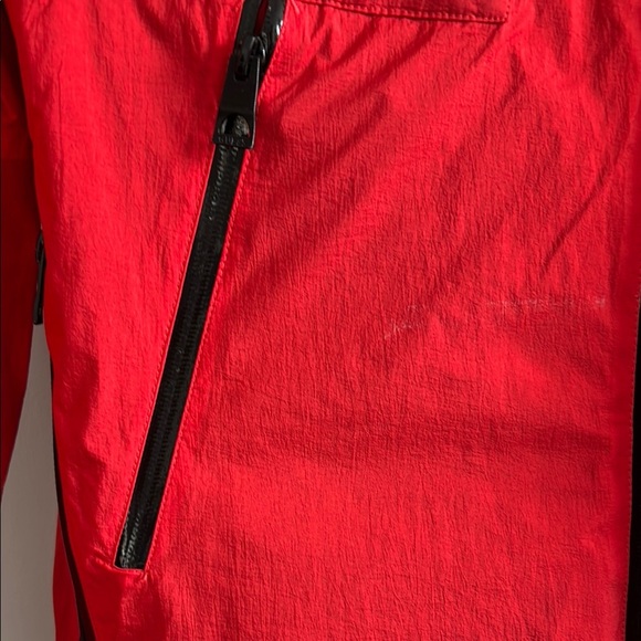 Guess Red Raincoat with Full Zip and Stand Up Collar - Picture 10 of 12